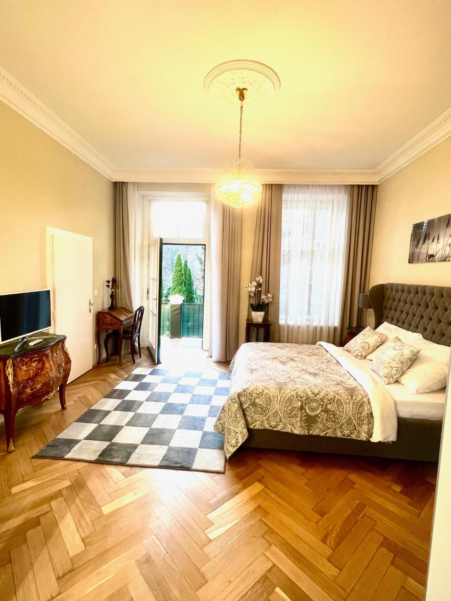 Wienerwald Residenz Baden Eksteriør billede
